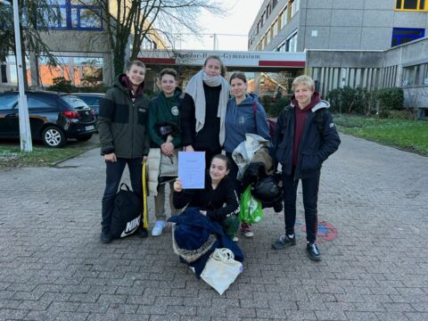 Die Schülerinnen und Schüler unserer Badminton Schulmannschaft