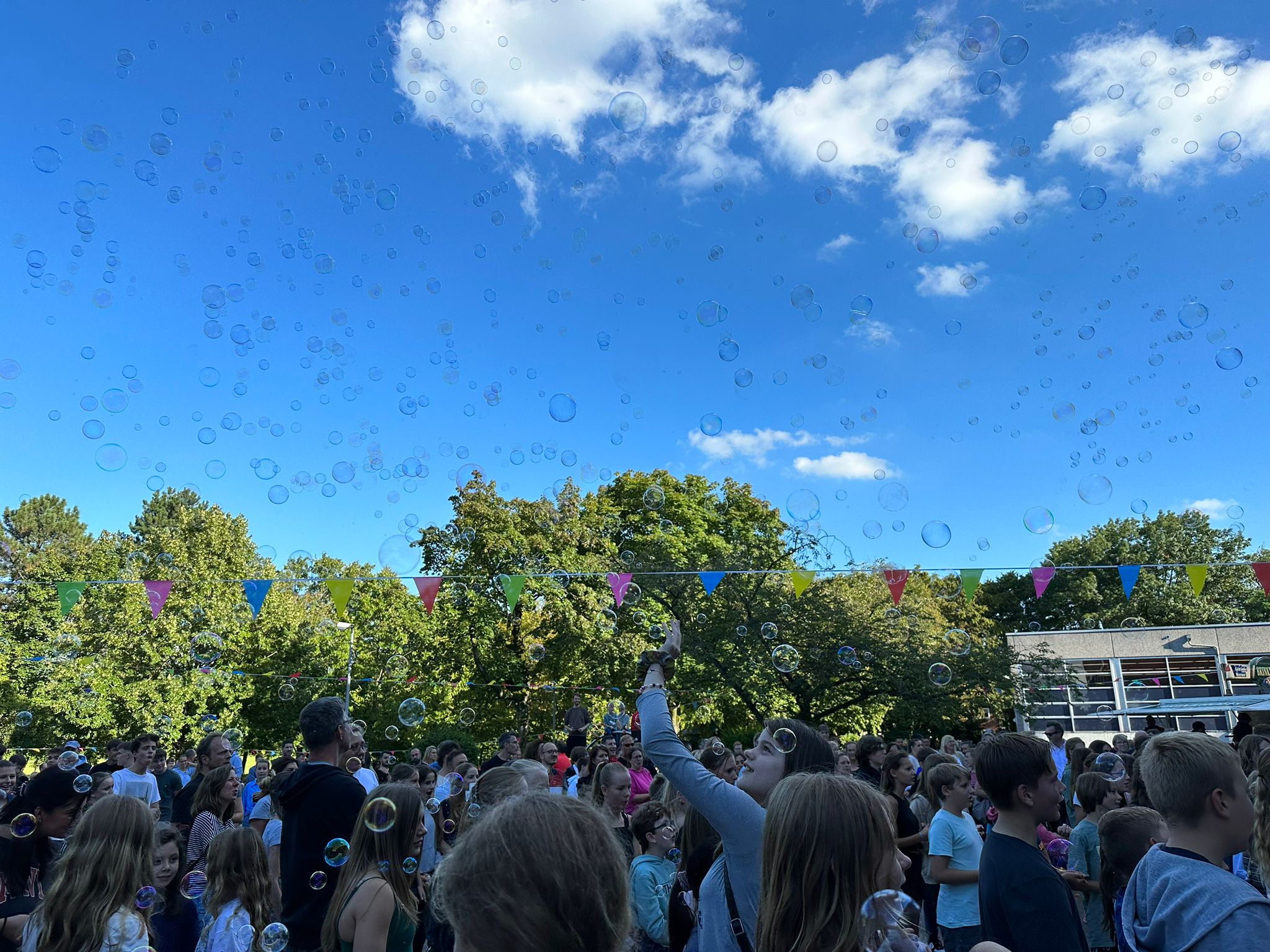 THG Reloaded Party - SchülerInnen beim Tanzen